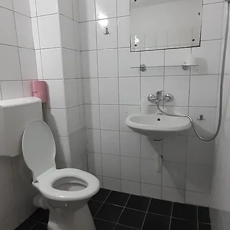 Ema Πανσιόν 3*